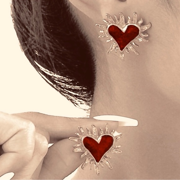 Fiery Red Sacred Heart~ Jesus Immaculate Mary Radiant Burst Beam Glow Gleam Stud - Picture 2 of 7